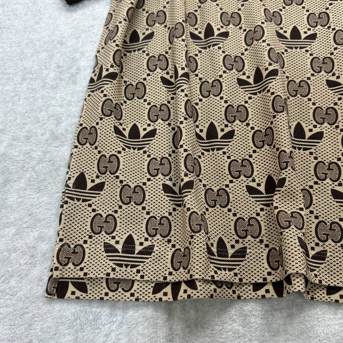 Sサイズ 新品未使用 GUCCI adidas GG トレフォイル ポロシャツ グッチ アディダス コラボ 半袖 Tシャツ トップス メンズ レア 総柄 正規品