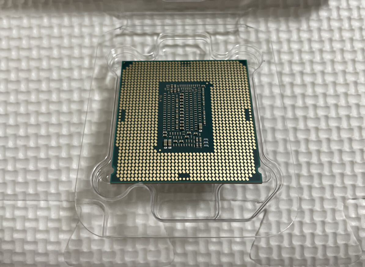 CPU Intel Core i9 9900K 3.6GHz BOX 8コア16スレッド CoffeeLake インテル 動作確認済み_画像3