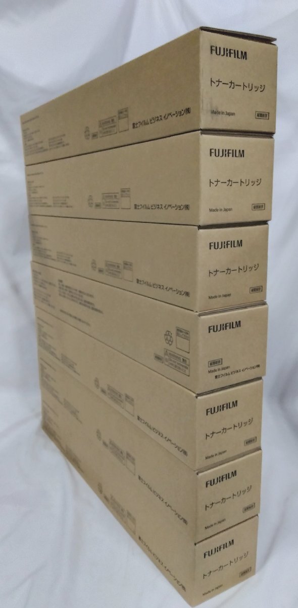 【埼玉発】☆純正未使用品☆【FUJIFILM(旧Xerox)】トナー　CT201582～CT201585　★7本セット★回収ボトル(CWAA0554)×2本付き★　(8-2590)_画像3