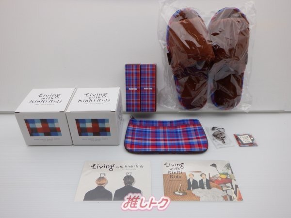 KinKi Kids グッズセット Living with KinKi Kids -KinKi Kids 25th Anniversary POP UP STORE [良品]_画像1