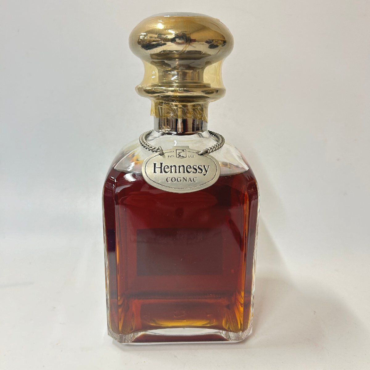 CE818● 古酒 ● ヘネシー シルバー トップ ● Hennessy ● 700ml / 40％ ●_画像1