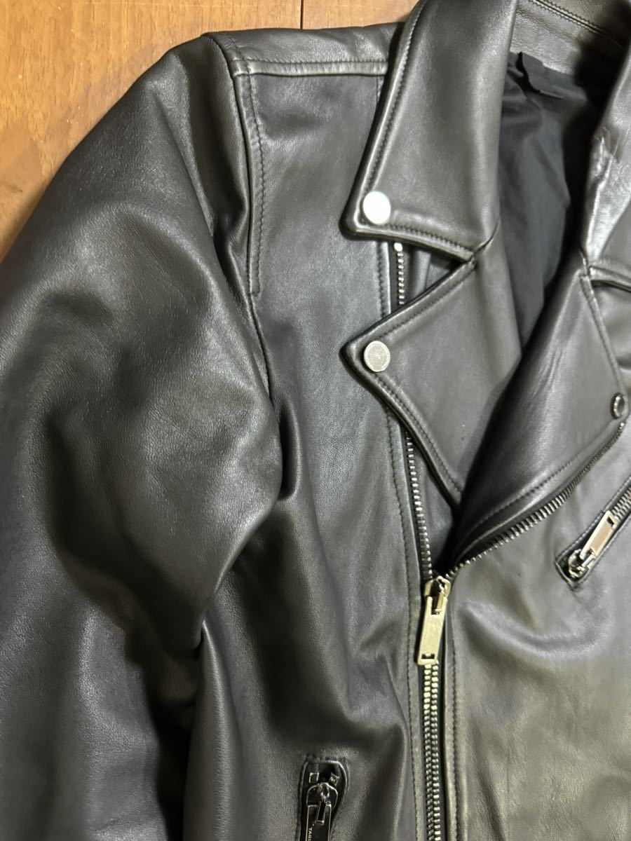 定価9 9万 美品 TAGLIATORE 20AW FRANKLIN 羊革 レザー ダブル 定価9 9万 美品 TAGLIATORE 20AW FRANKLIN 羊革 レザー ダブル