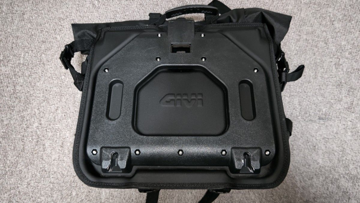 GIVI GRT720 Gravel-T CANYON サイドバッグ 50L(片側25L)容量 左右ペア／ジビ