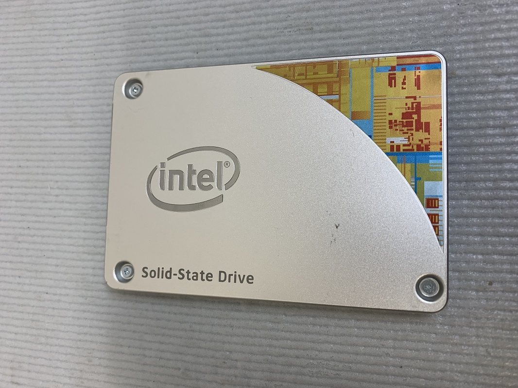 SSD120GB 2.5 インチ SATA INTEL SSD 535 SERISEノートパソコン用 SATA 2.5 インチ SSD 120GB LAPTOP SSD 120GB 7mm_画像1