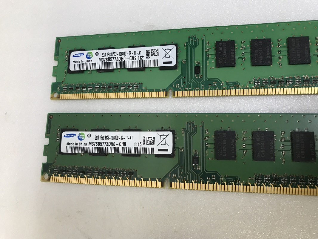 SAMSUNG 1Rx8 PC3-10600U 2GB 2枚組 4GB DDR3 デスクトップ用 メモリ DDR3-1333 2GB 2枚 DDR3 DESKTOP RAMの画像2
