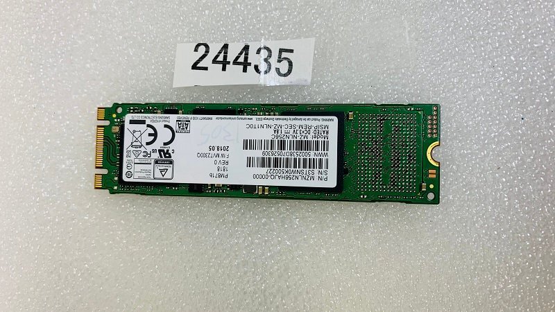 M.2 SATA SSD256GB SAMSUNG MZ-NLN256C MGF 2280 M.2 SSD 256GB 中古 使用時間10383時間_画像1