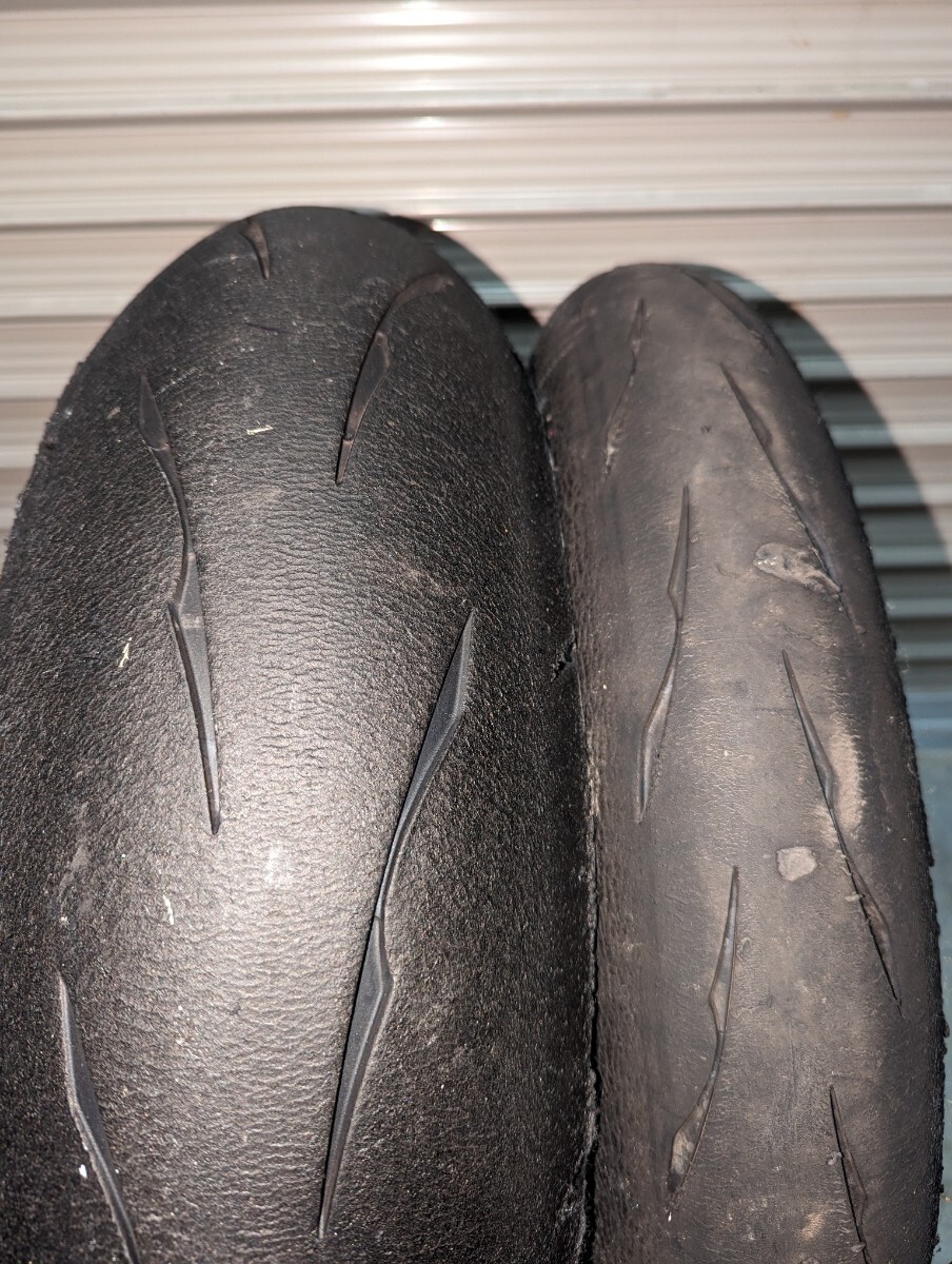 ①BRIDGESTONE R11 中古タイヤ 前後セット ST600 120/600 180/640   2022年の画像2