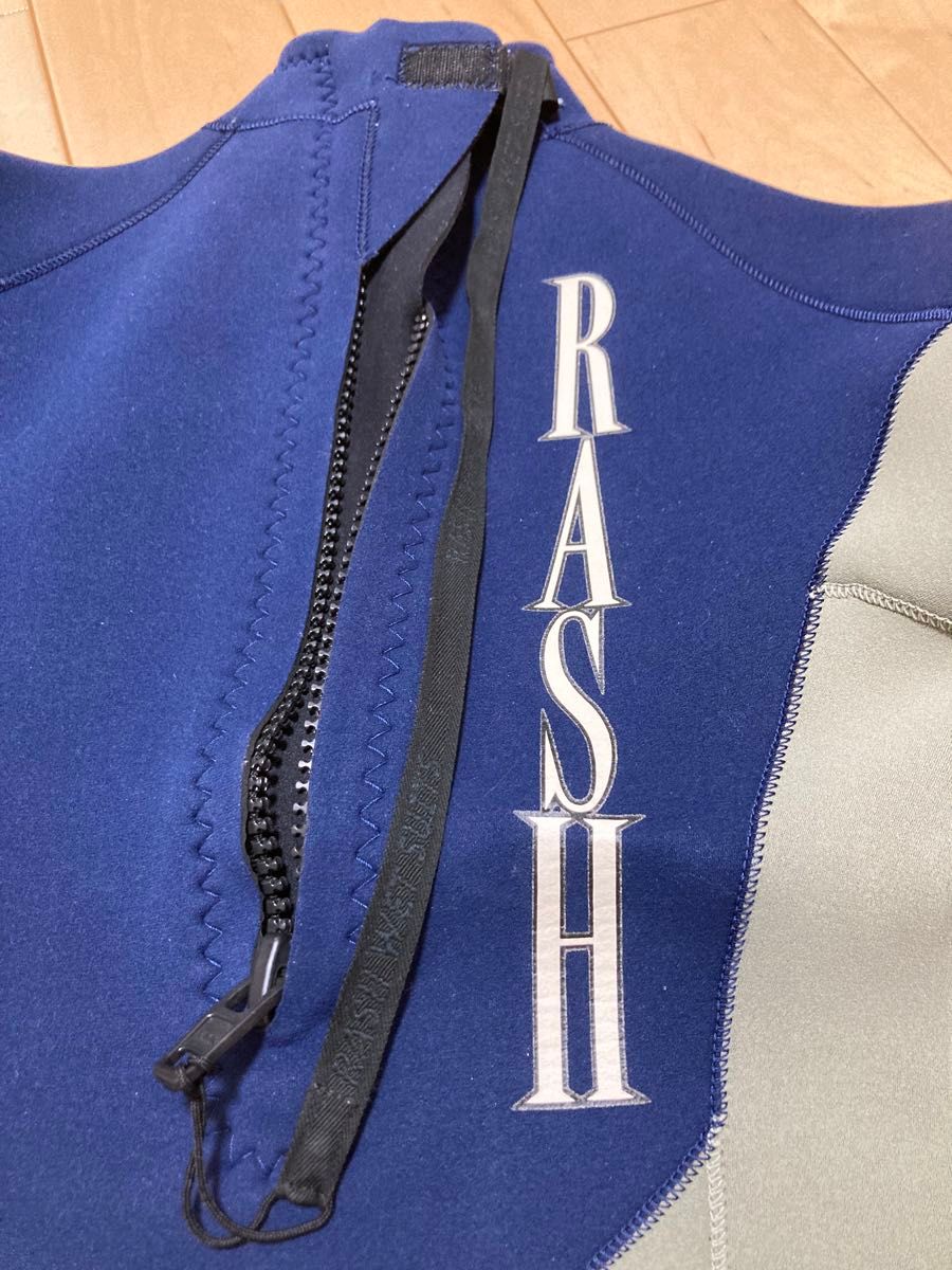 美品　RASH(ラッシュ）　ロングスリーブ ジャージ　2mm