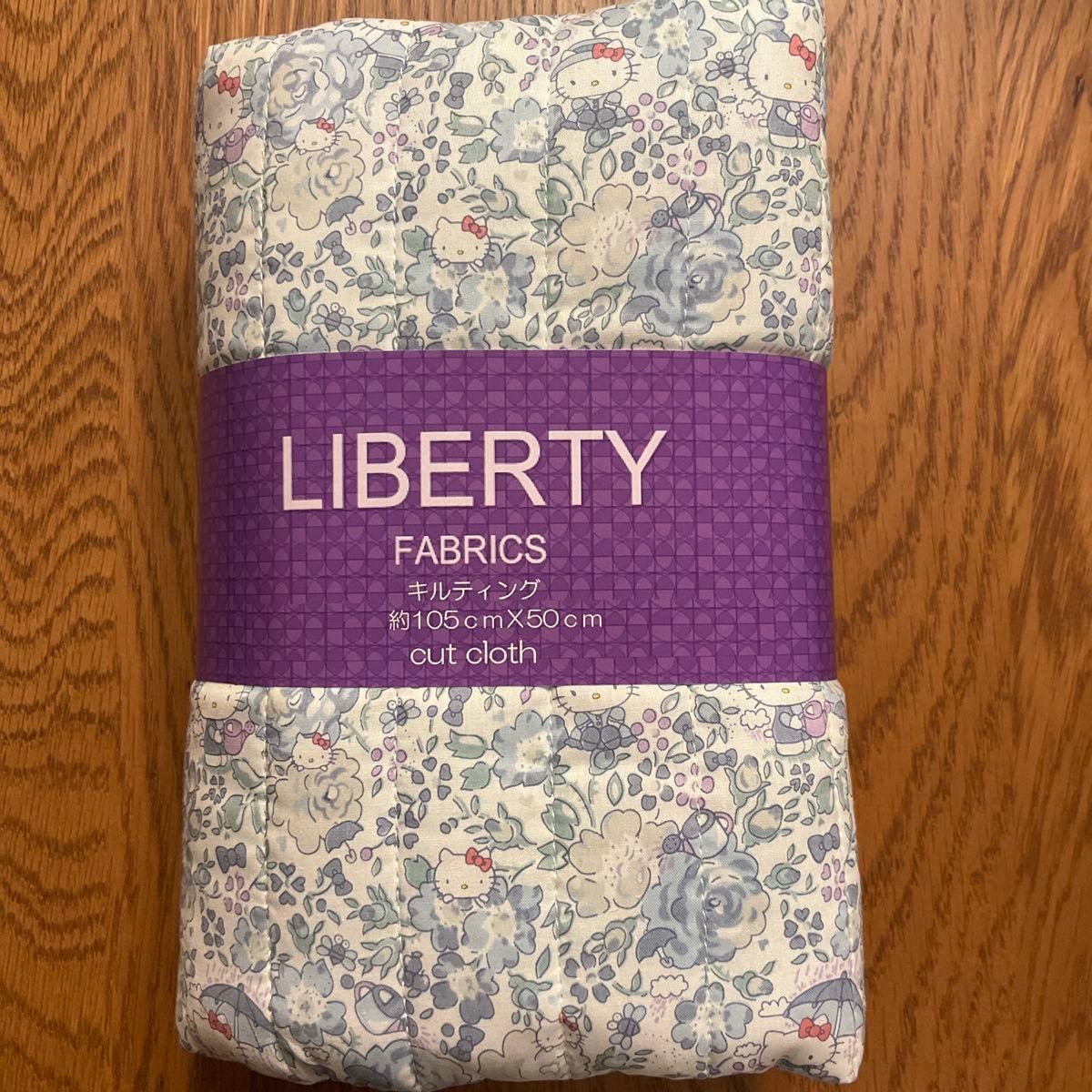 LIBERTY リバティプリント タナローンキルトカットクロス 約105×50cm ハローキティ