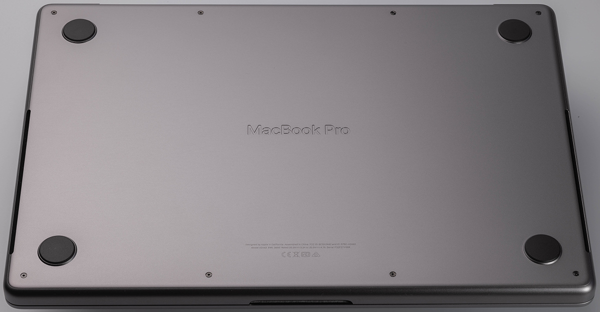 MacBook Pro 14インチ M1 Max メモリー64GB CPU10コア 32GPU 2TB スペースグレイ　USキーボード　A2442_画像3