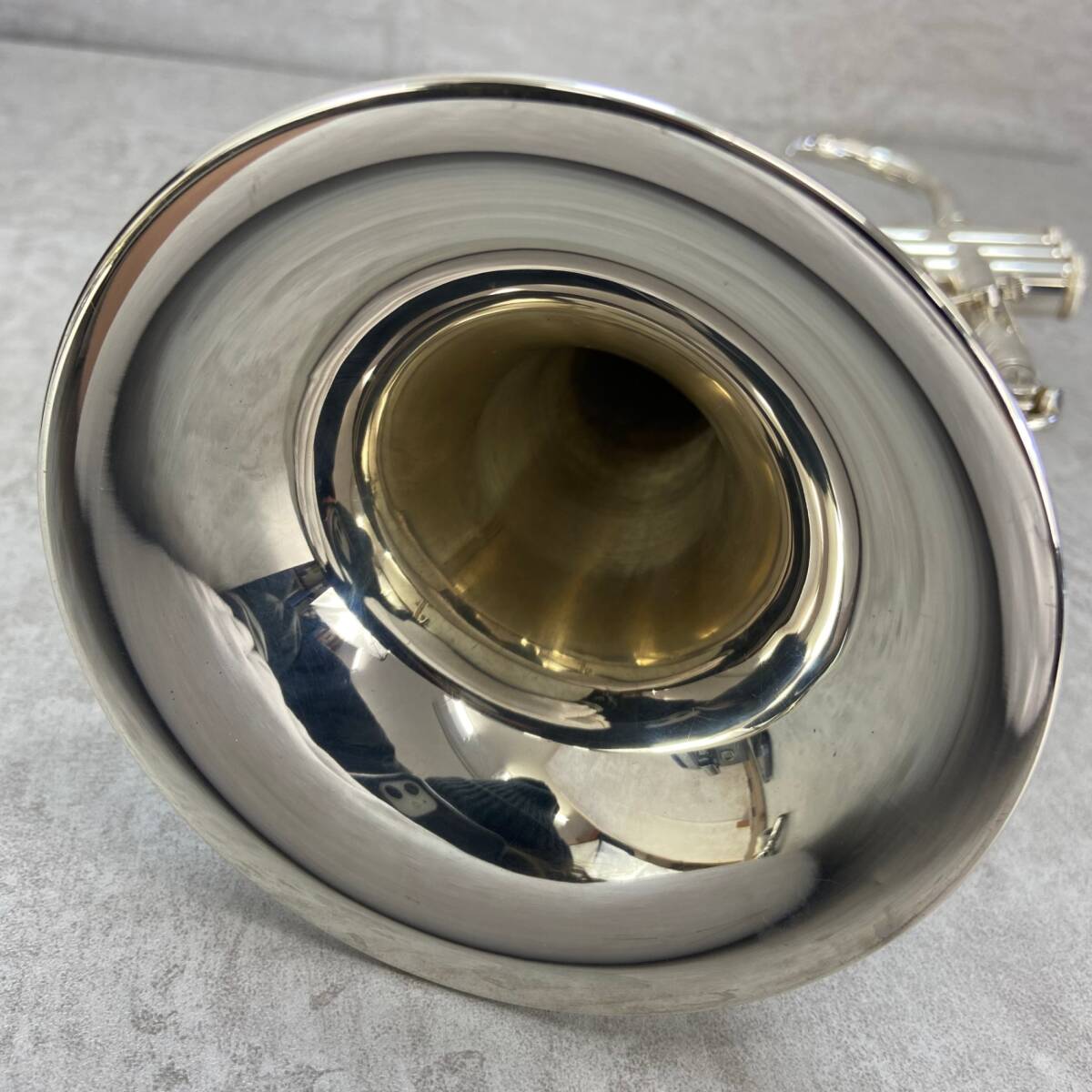 YAMAHA　ヤマハ Xenoシリーズ　ゼノ　B♭トランペット trumpet YTR-8335WS 神代修氏選定品　KMV-14　純正ケース　シルバー　YTベル　ML_画像4