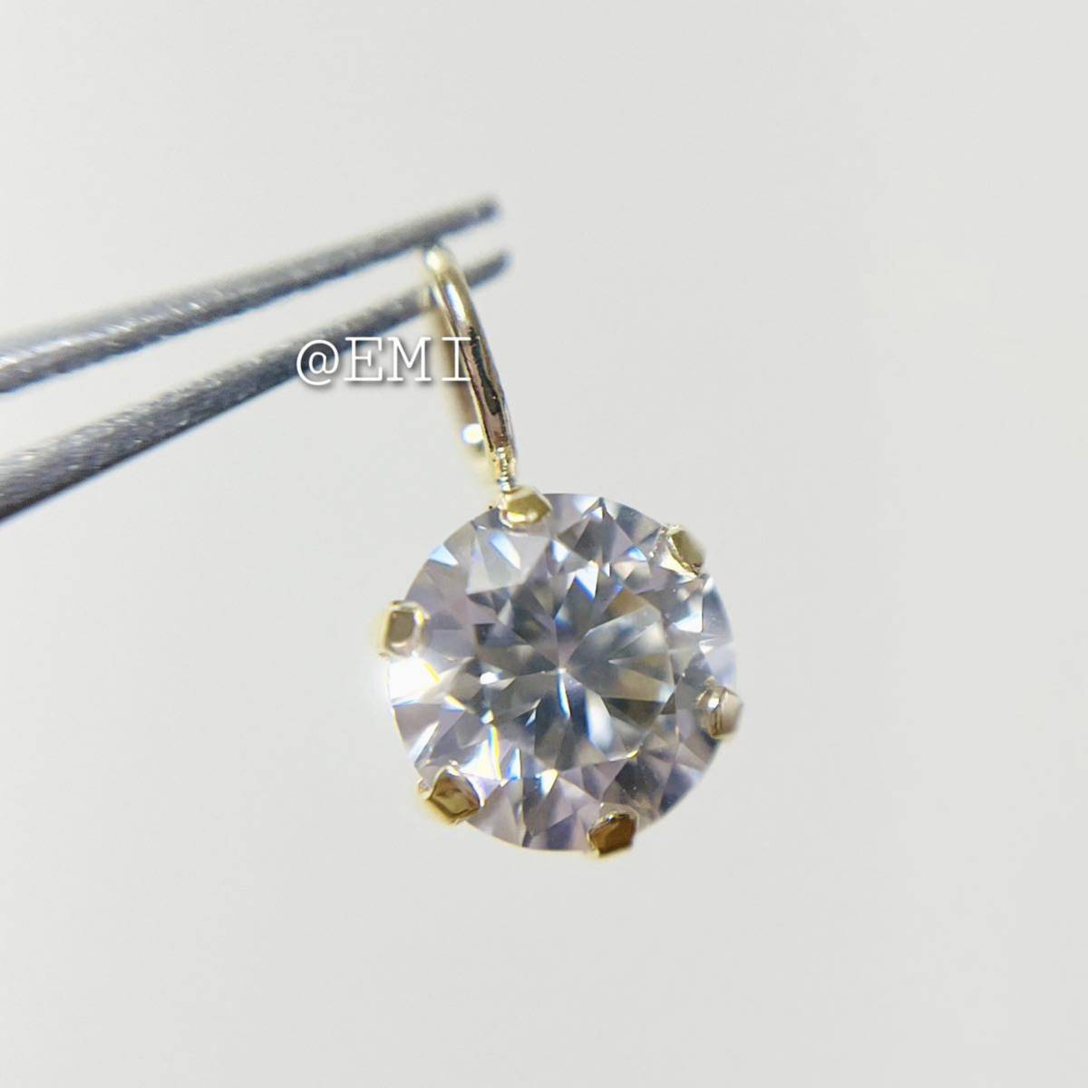 K18YG モアッサナイトダイヤモンド　H&C　0.50ct ペンダントトップ　moissanite diamond_画像2