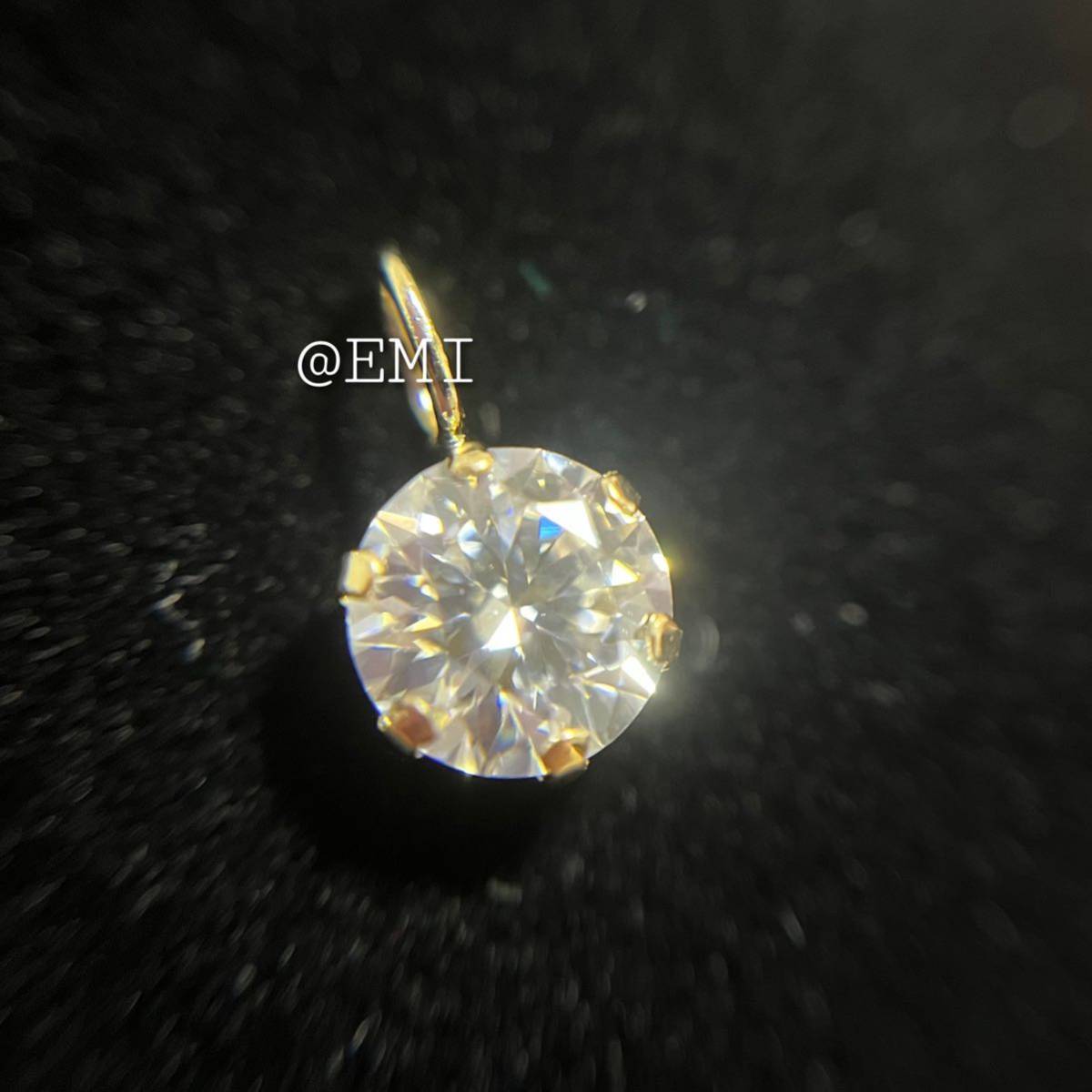 K18YG モアッサナイトダイヤモンド　H&C　0.50ct ペンダントトップ　moissanite diamond_画像4