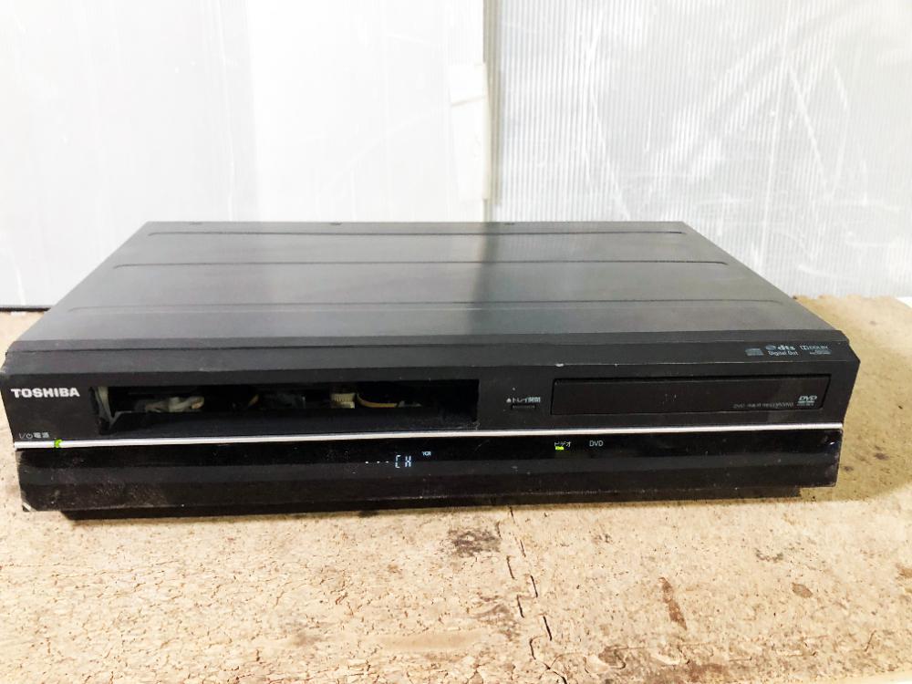 ◎★ 中古★TOSHIBA/東芝 VHS/DVD一体型レコーダー 映像機器 【D-VDR9K】D57C_画像2