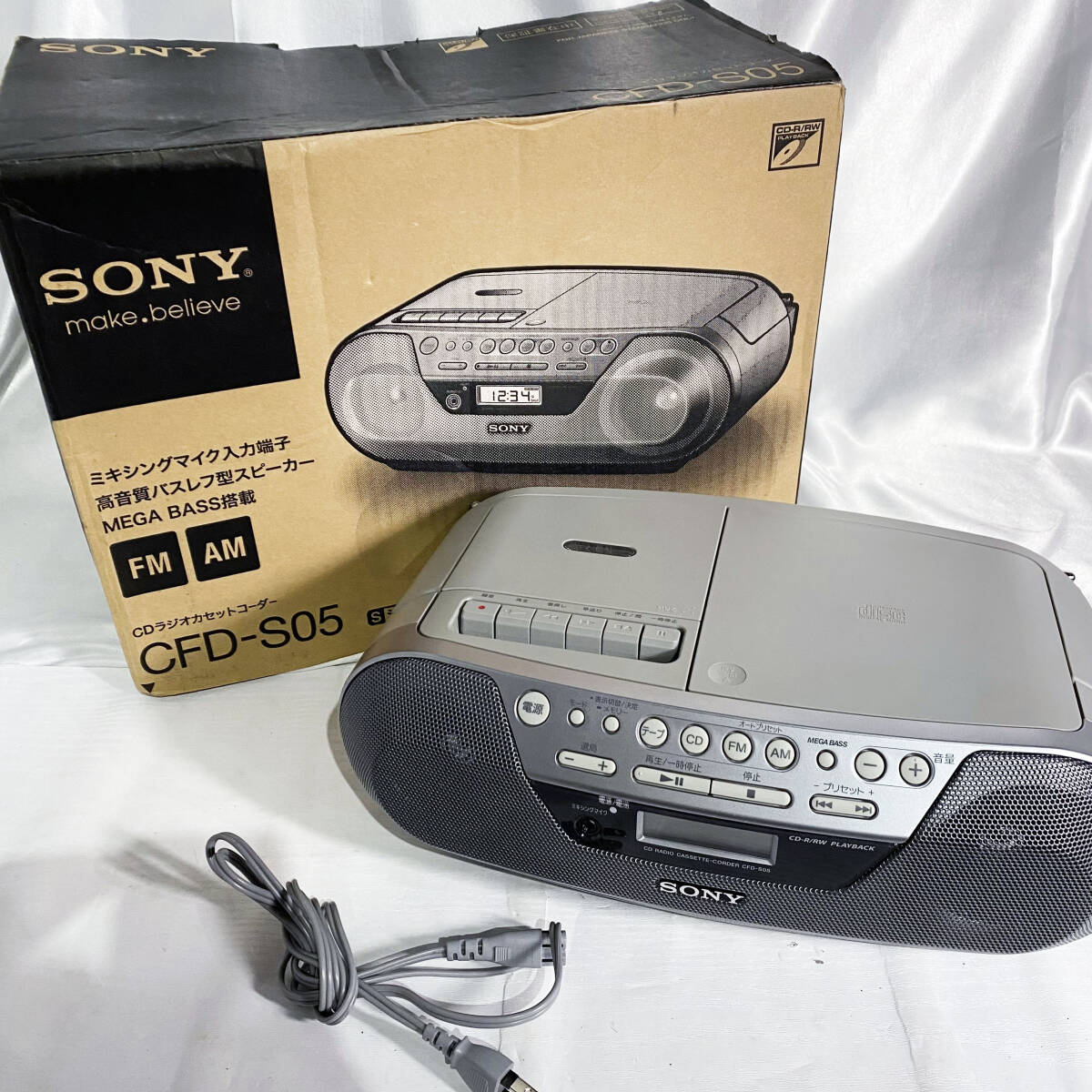 ◎★ 中古★SONY　CFD-S05 CDラジカセ　CD/AM/FM/カセット　【CFD-S05】D64L_画像1