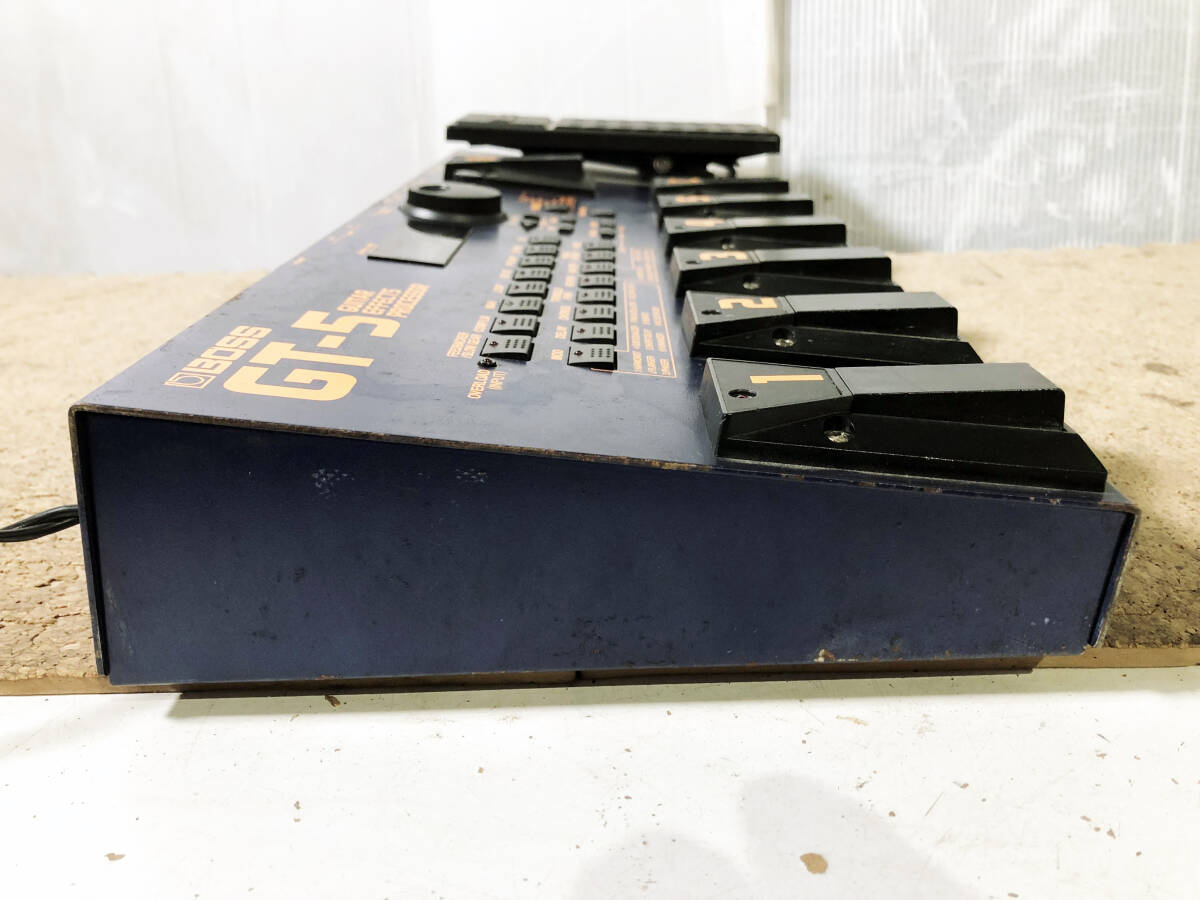 ◎★ 中古★BOSS/ボス　ギターエフェクター　マルチエフェクター　音楽機材　ハードケース付き【GT-5】D1C8_画像6