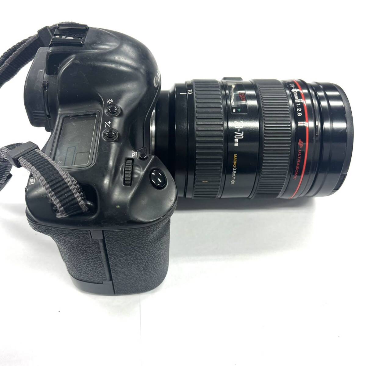 N290 フィルムカメラ Canon キャノン EOS-1 CANON ZOOM LENS EF 28-70mm 1:2.8 ULTRA SONIC ジャンク品 中古 訳あり_画像2