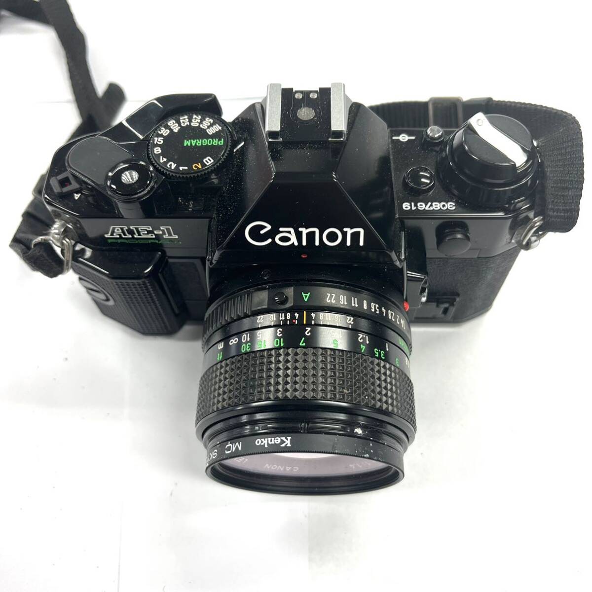 N345 フィルムカメラ Canon キャノン AE-1 CANON LENS FD 50mm 1:1.4 ジャンク品 中古 訳あり_画像2