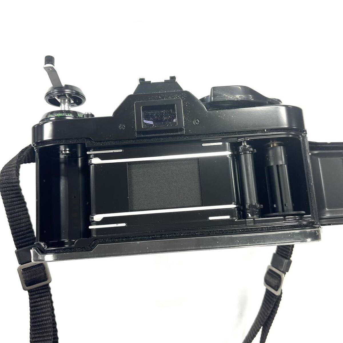 N345 フィルムカメラ Canon キャノン AE-1 CANON LENS FD 50mm 1:1.4 ジャンク品 中古 訳あり_画像6