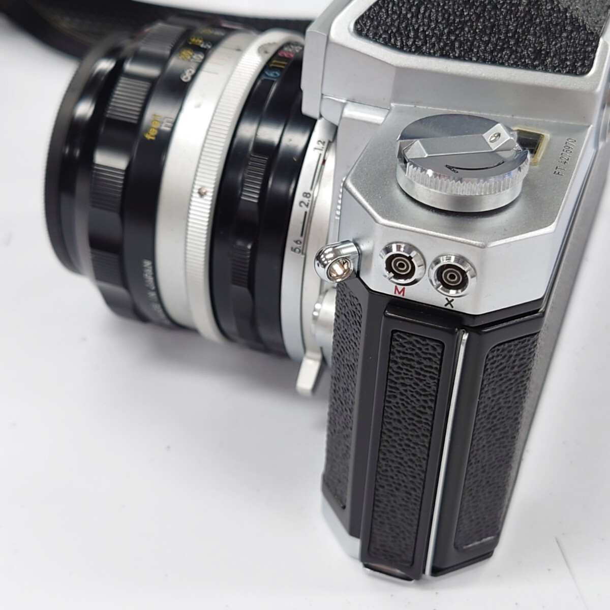 I736 フィルムカメラ Nikon Nikomat FT 4275970 ニコン ニコマート NIKKOR-S.C Auto 1:1.4 f=50mm 中古 ジャンク品 訳あり_画像8