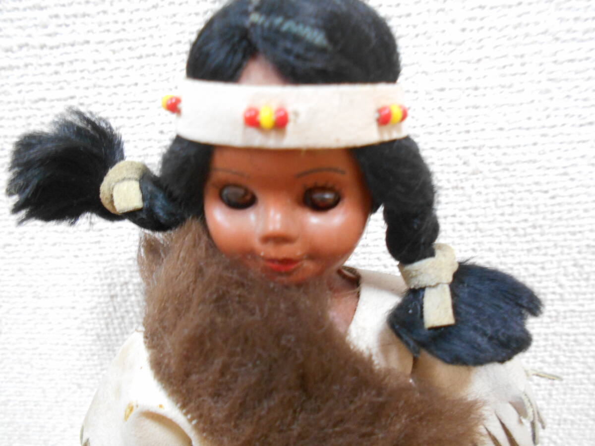 レトロ インディアン 民族衣装　女の子人形 スリーピングアイ_画像7