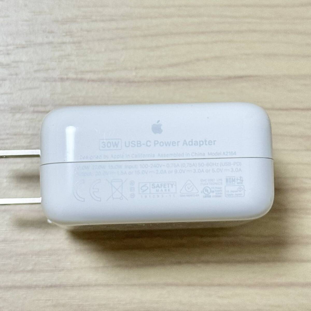 Apple 30W充電器 USB-C ACアダプタ 純正_画像4