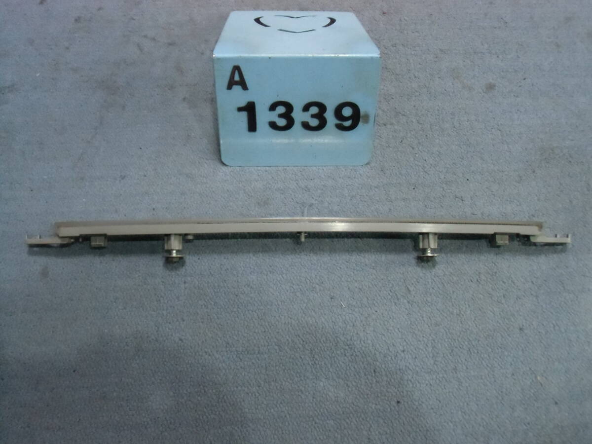 A1339:アトレーＷ カスタム ターボRS/S321G● リアバンパーリフレクター 中古品の画像4