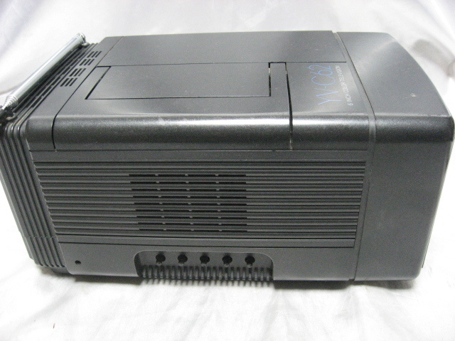 ユピテル YUPITERU 6インチ　ポータブル カラーテレビ YV-C62　本体のみ　1990年製　平成レトロ　当時物　現状品_画像9