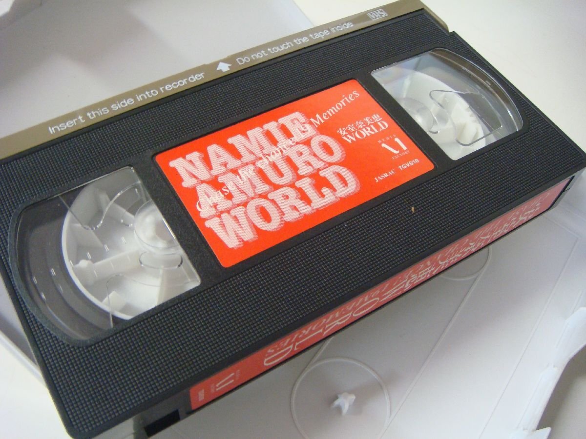 MB/H14LN-DA1 2 шт продажа комплектом VHS видеолента Amuro Namie WORLD / FIRST ANNIVERSARY 1996 Live морской Stadium AVVD-90029 TGVS-10