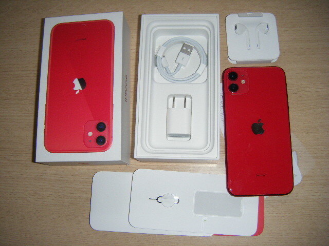 Apple iPhone11 PRODUCT RED 赤 64GB バッテリ８１%　箱入り美品　AU　ドコモ　ソフトバンク_付属品はすべて未使用品です！