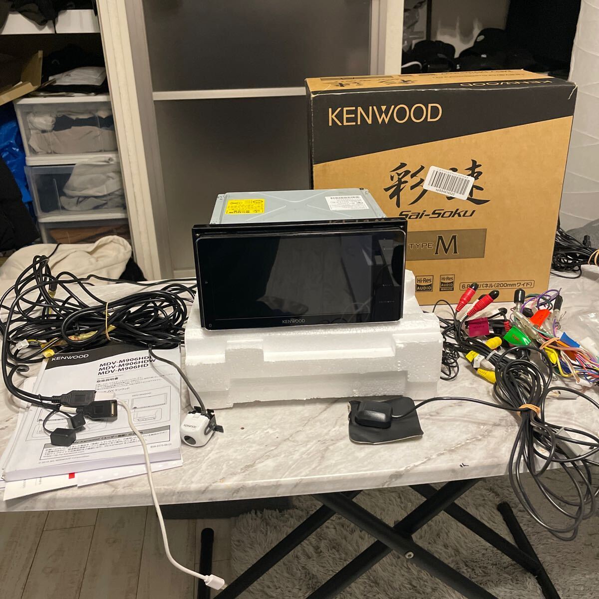 美品 バックカメラ付き KENWOOD ケンウッドMDV-M906HDW メモリーナビ 2019年ワイドBluetooth/フルセグTV/DVD/CD/USB/iPod-iPhone/動作済み_画像1