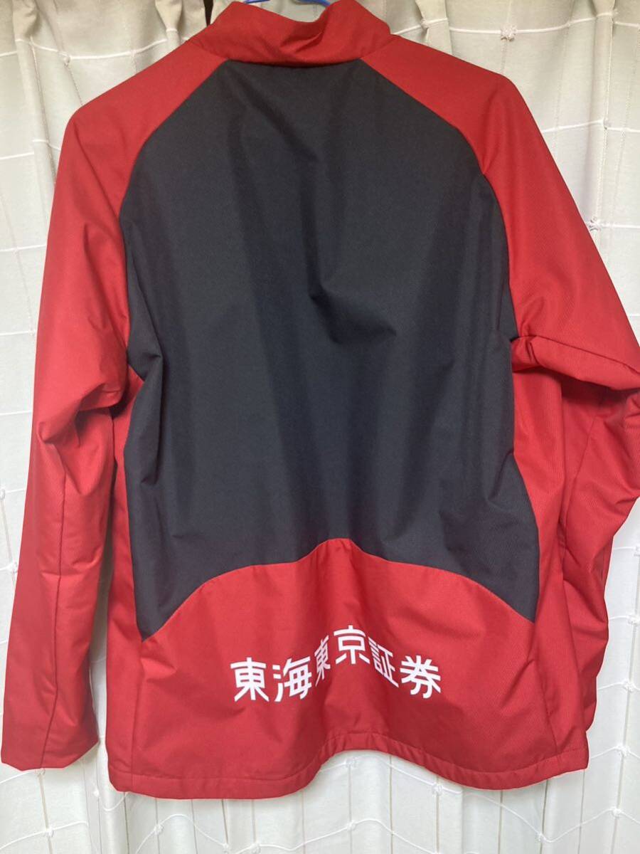 名古屋グランパス ミズノ 2023ウォーマーシャツMサイズ 美品 名古屋グランパス ミズノ 2023ウォーマーシャツMサイズ 美品