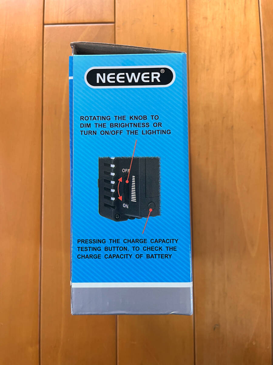 美品 NEEWER CN-160 LED ビデオライト 160 LED　No.1_画像6