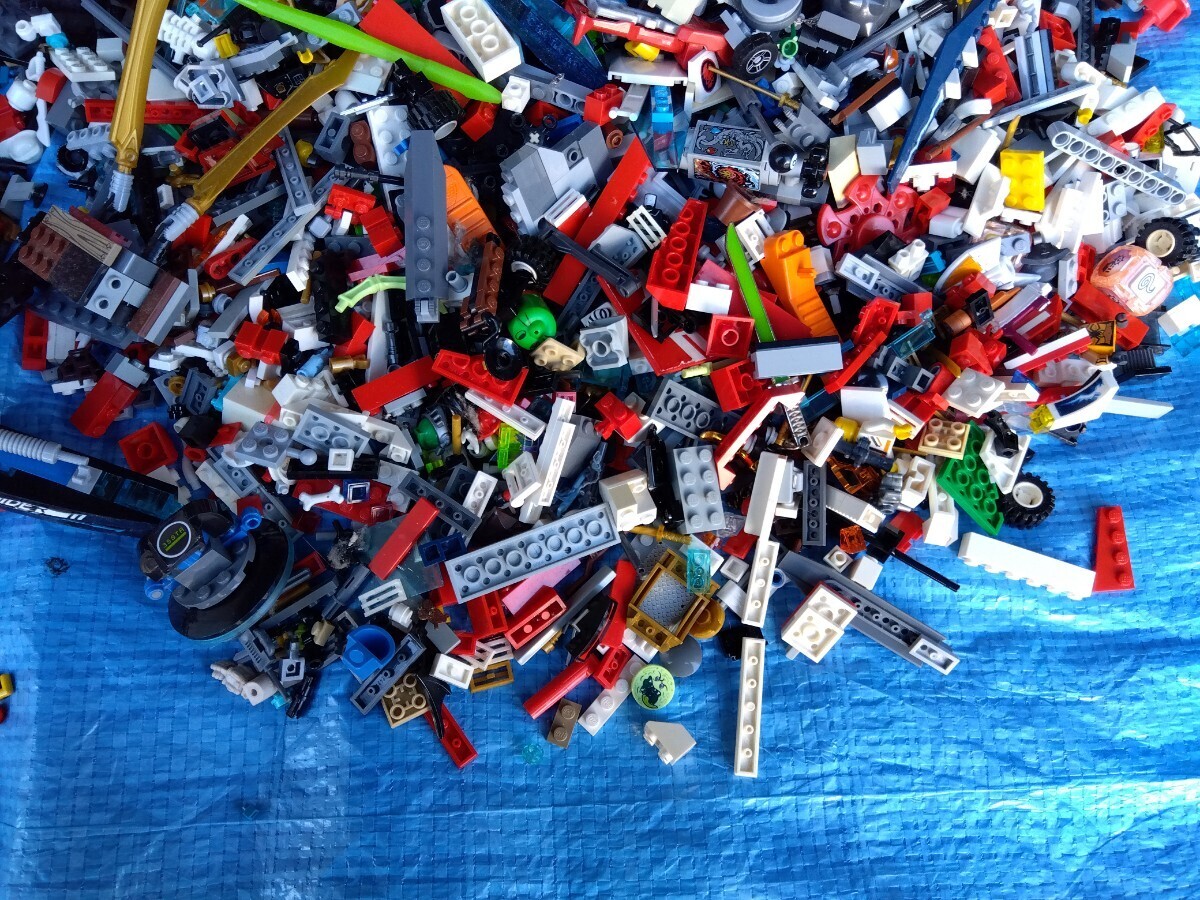 375■レゴ　LEGO　まとめて3.2kg　ニンジャゴー　NINJAGO　レゴブロック　部品取りジャンク現状品_画像3