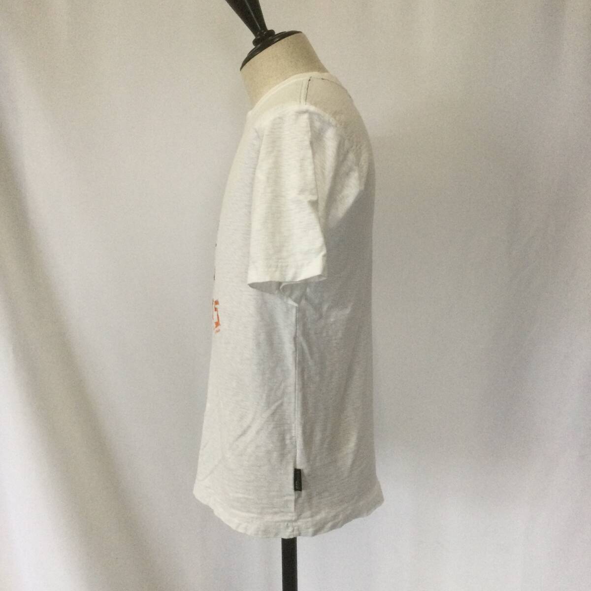 【N10】Columbia コロンビア ショートスリーブ Tシャツ 半袖T プリントT ホワイト アウトドア 古着 古着卸の画像5