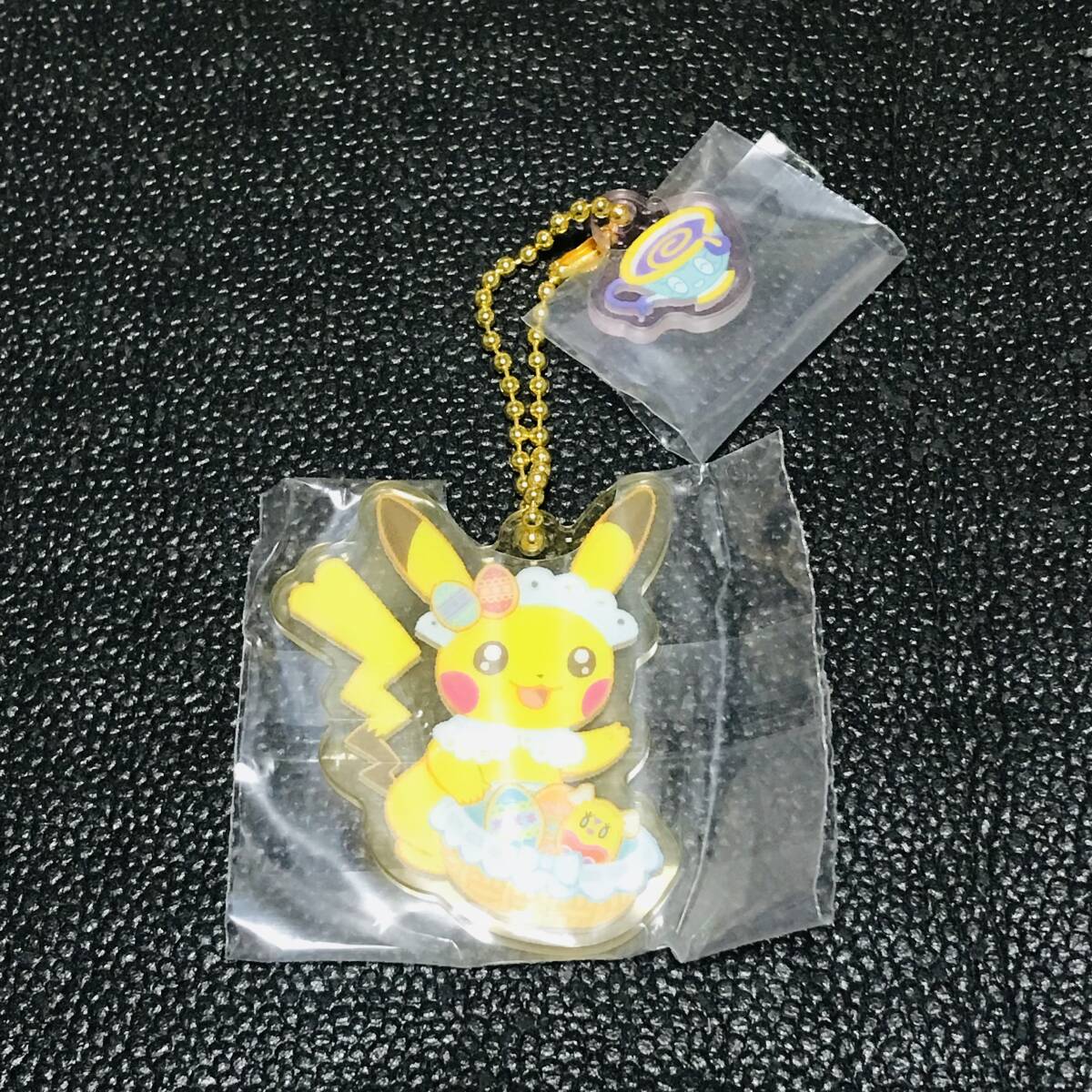 ピカチュウ ポケモンセンター アクリルキーホルダー アクリルチャームコレクション Pokmon Yum Yum Easter 2024 イースター マスコット_画像1