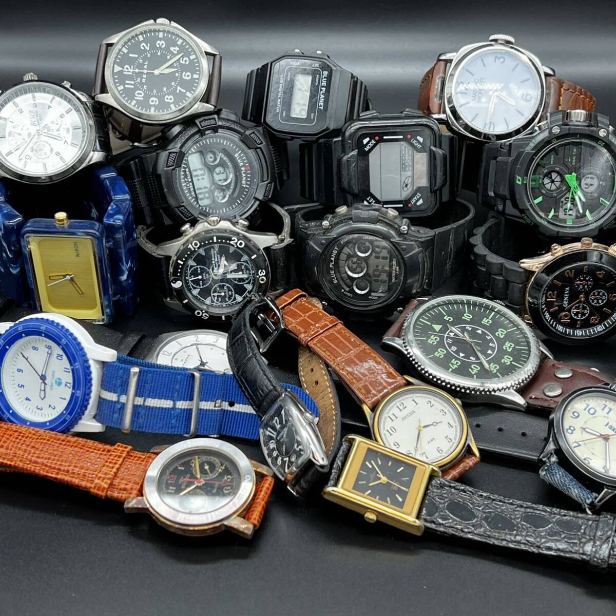 まとめて19本 腕時計 クォーツ 山 マイナーブランド ノンブランド 電池切れ レディース メンズ まとめ売り b3-96_画像10