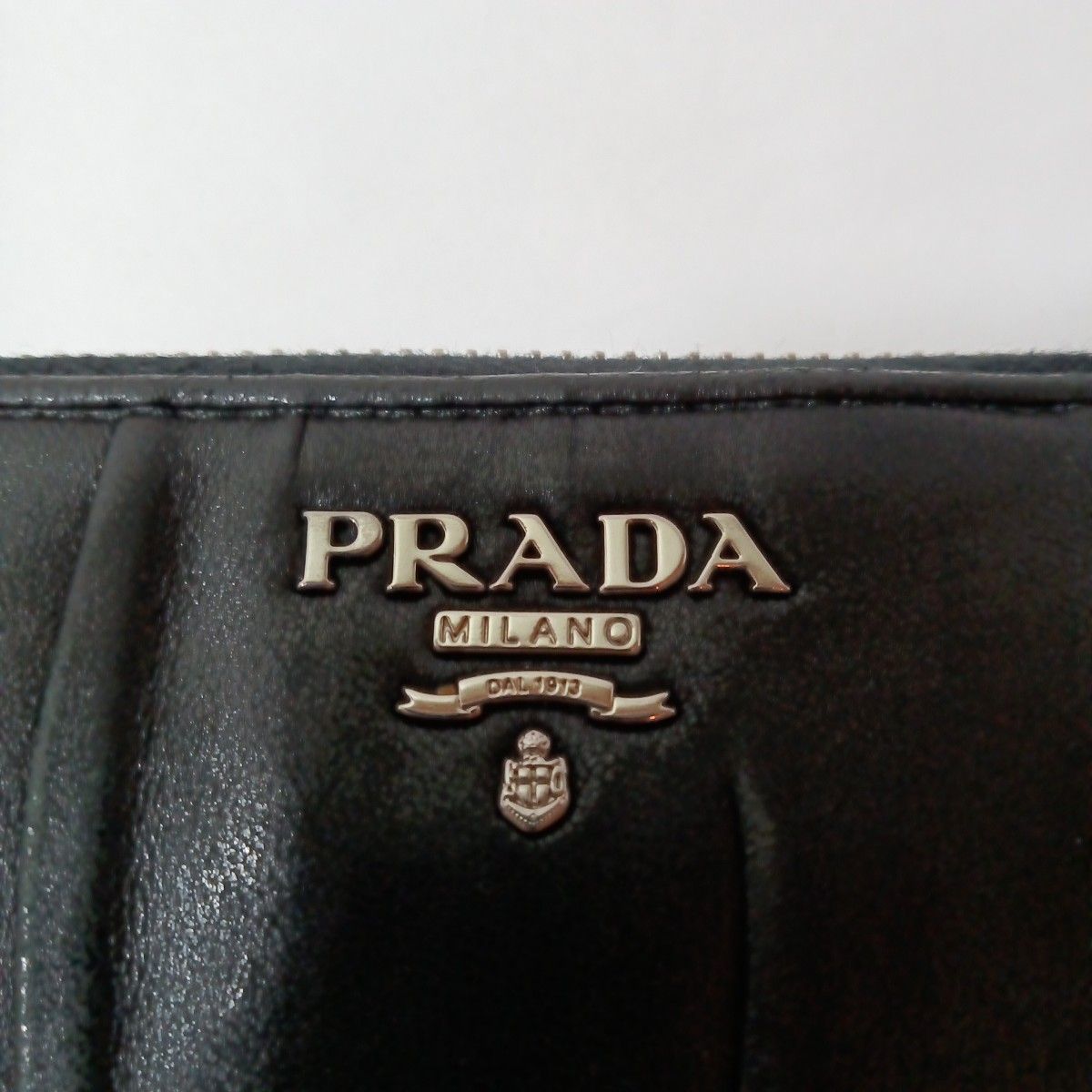 PRADA　プラダ　財布　レディース　ブランド　長財布　ラウンドファスナー　クロ レザー ウォレット ブラック 黒 札入れ