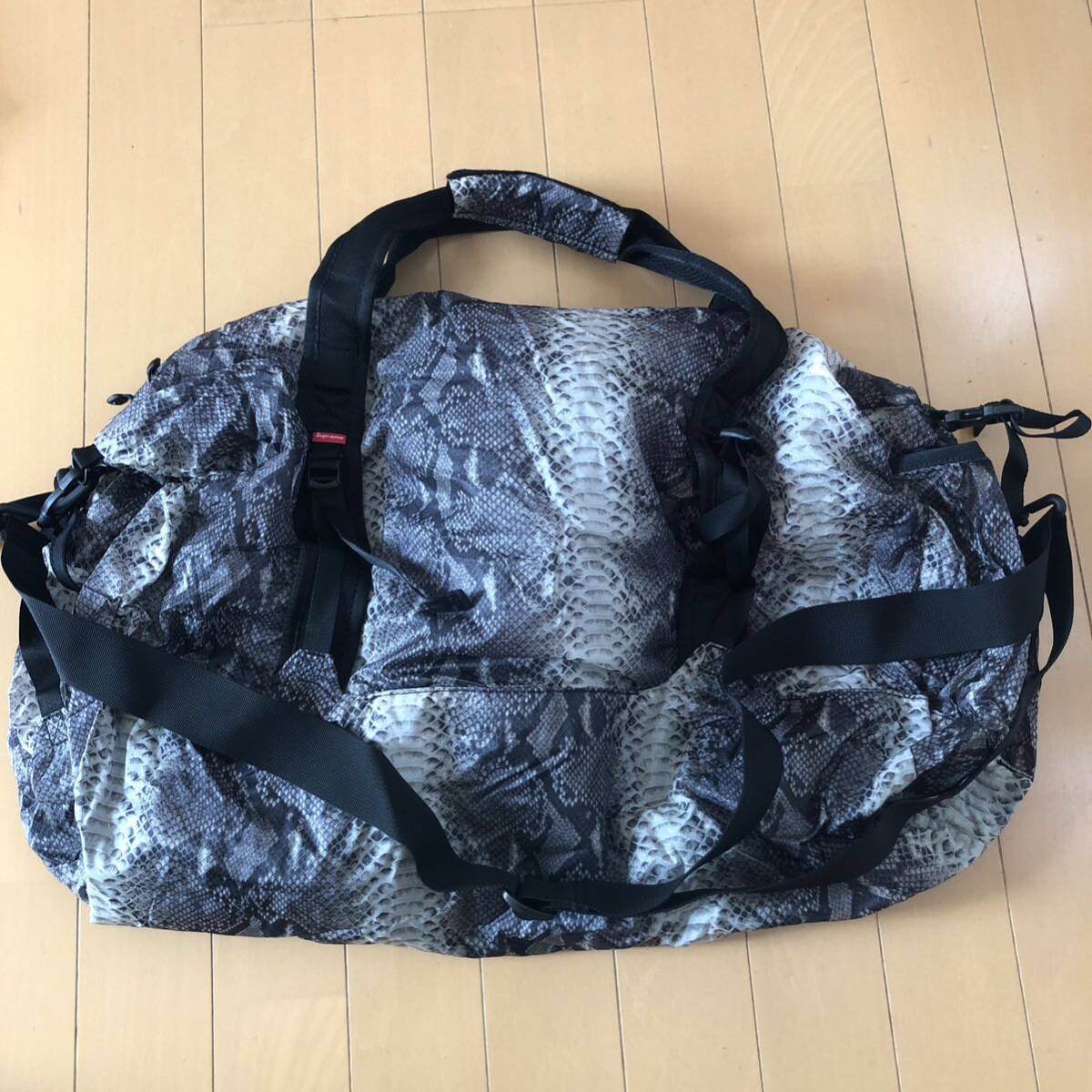 Supreme The North Face 18SS Snakeskin Flyweight Duffle Bag シュプリーム ノースフェイス ボストンバッグの画像2