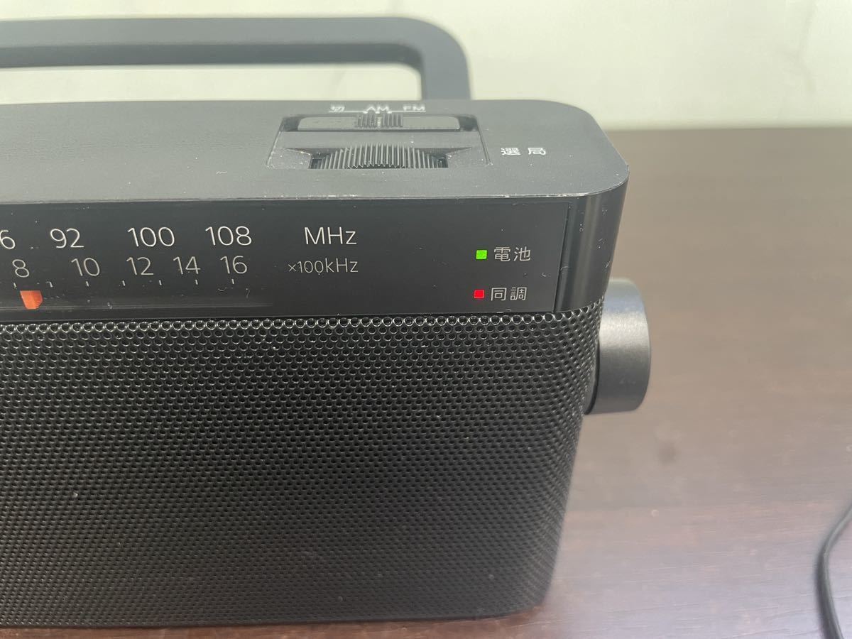 SONY ソニー ポータブルラジオ ブラック ラジオ RADIO ICF-306 FM AM _画像2