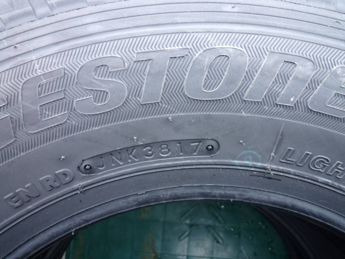 未使用保管品　ブリヂストン　BRIDGESTONE BLIZZAK VL1 165R13 6PR　2017年製造　スタッドレスタイヤ　ブリザック　4本セット_画像5