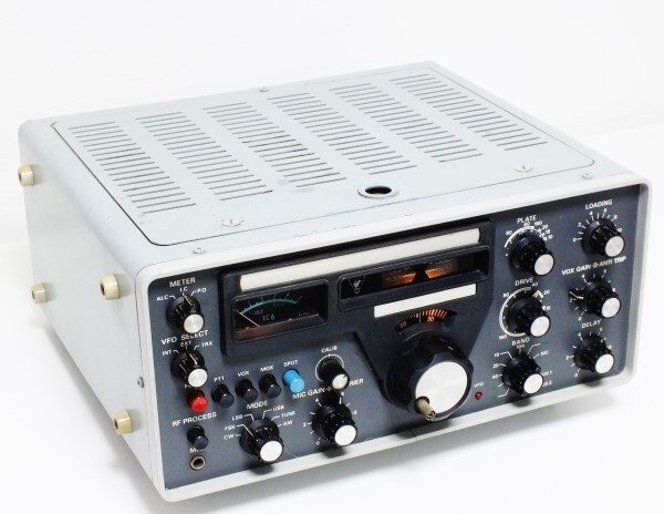 YAESU　 FL-101　オールバンド　SSBトランシーバー_画像3