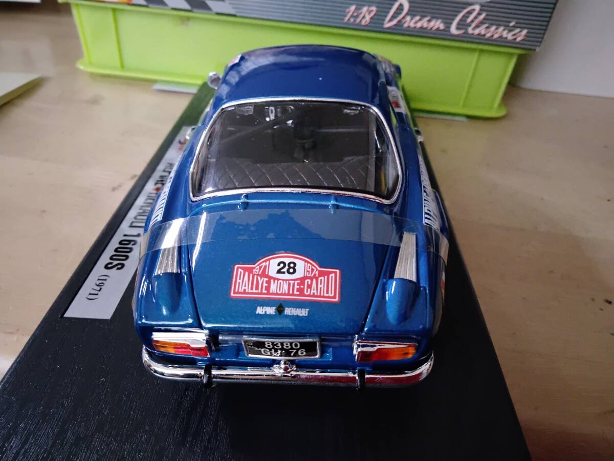 1/18 Renault Alpine 