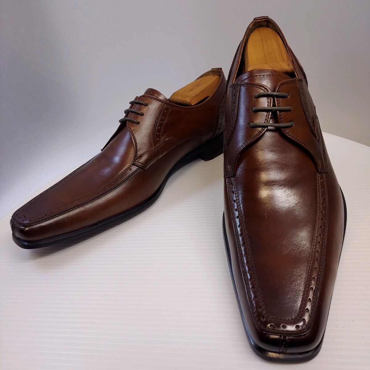 【318B1】madras MODELLO マドラス モデロ ビジネスシューズ 本革 紳士靴　アンティーク加工　ブラウン系　26.5cm3E_画像1