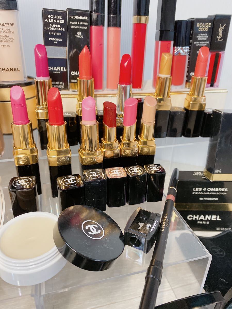 1 start *CHANEL* Chanel cosme *tepakos* groundwork * powder * lipstick * eyeshadow * large amount cosme set sale 