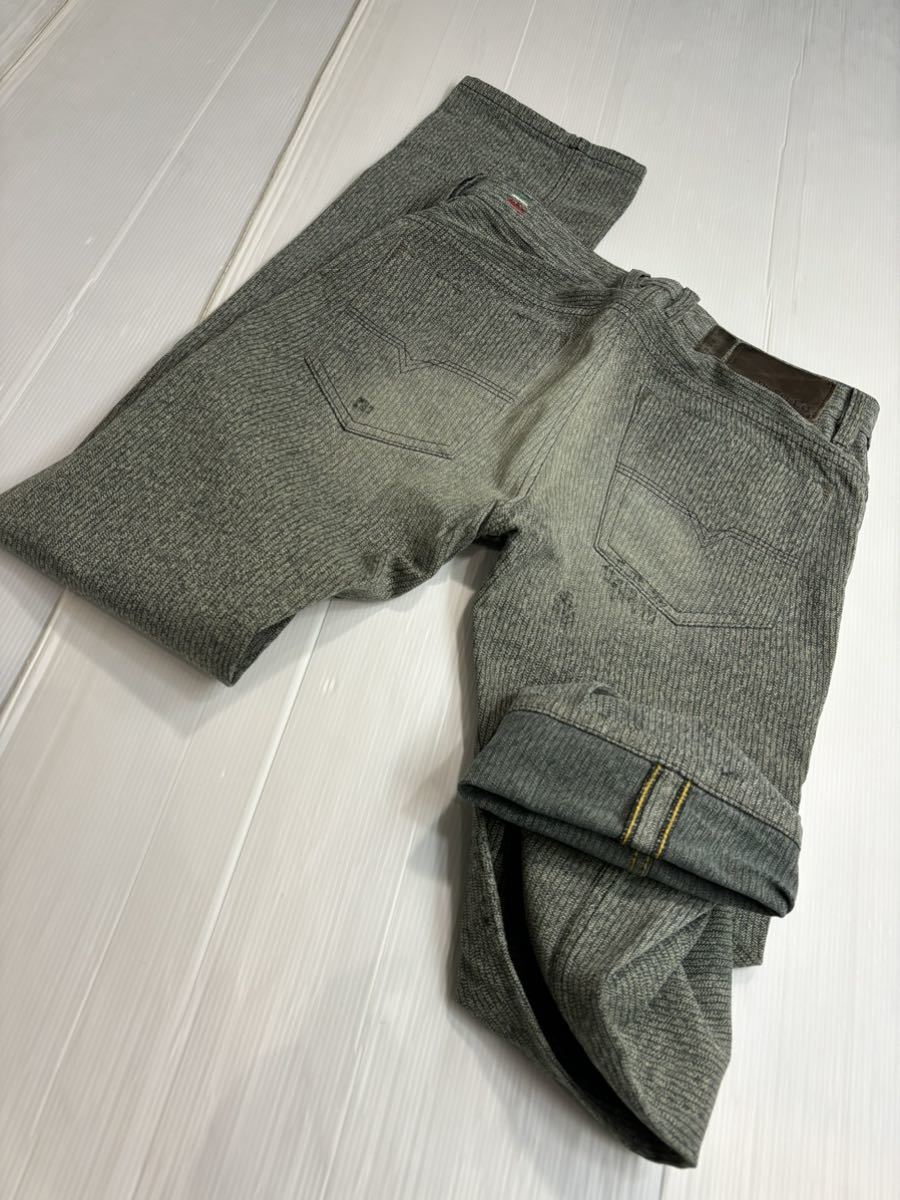 DIESEL ディーゼル　伊製　緑　SAFADO REGULAR SLIM - STRAIGHT ストライプデニム　ヴィンテージ 加工　ジーンズ　パンツ　W27 L32 約77cm_画像9