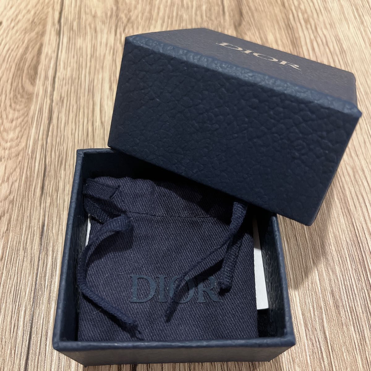2023 Dior Tears リング Mサイズ|Yahoo!フリマ(旧PayPayフリマ) 2023 Dior Tears リング Mサイズ|Yahoo!フリマ(旧PayPayフリマ)