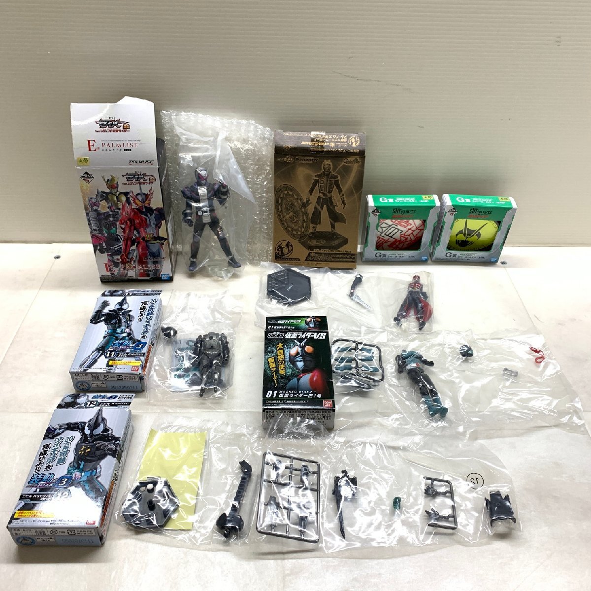 MIN【現状渡し品】 MSMO 仮面ライダー 他 戦隊もの おもちゃまとめ ソフビ クリアファイル カプセルトイ他 〈44-240316-MK-4-MIN〉_画像4