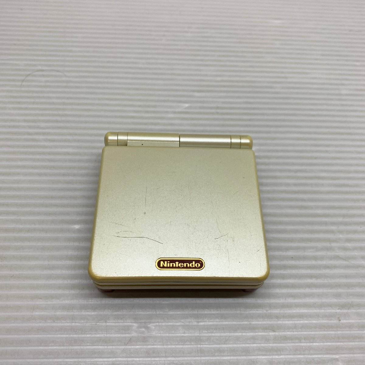 MIN【中古品】 MSMG ゲームボーイアドバンスSP ファミコンカラー 本体のみ 任天堂 〈23-240319-ME-5-MIN〉_画像1