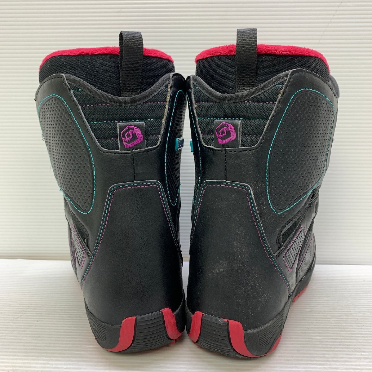 MIN【中古品】 MSMS スノーボードブーツ DEARL WOMAN サイズ22.5㎝ SALOMON 使用感あり 箱なし 〈118-240322-MK-19-MIN〉_画像3